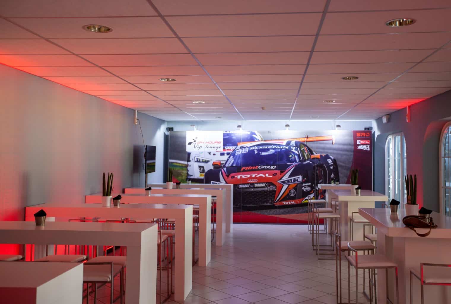 SRO VIP Club aménagé par So Event pour les Total 24H de Spa