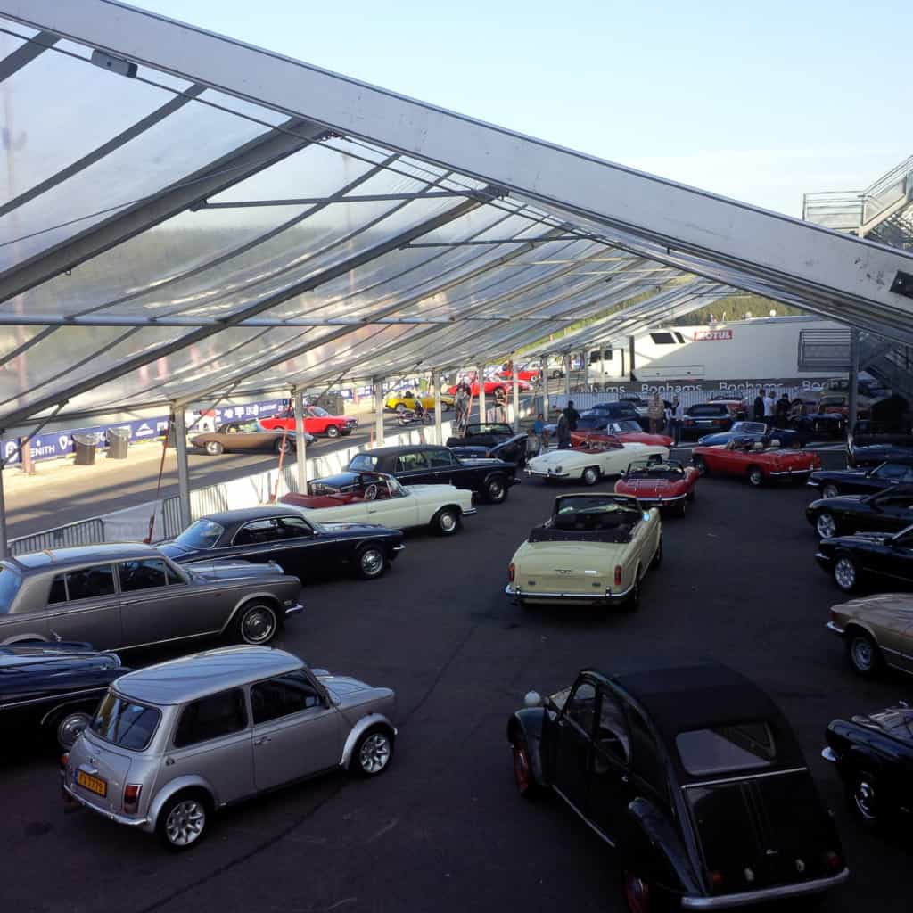 Espace de vente Bonhams lors des Spa-Classic 2014